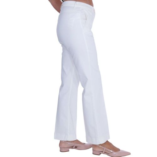 P052R0 01WHITE